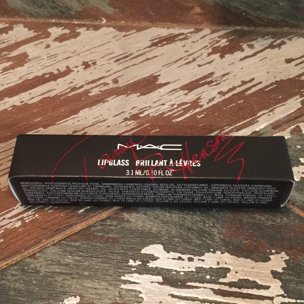 MAC VIVA GLAM TARAJI HENSON 2 GLOSS